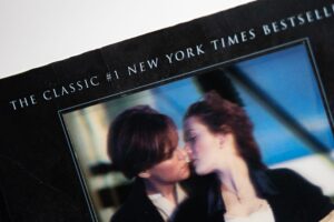 Titanic Book - James Cameron - Image 4