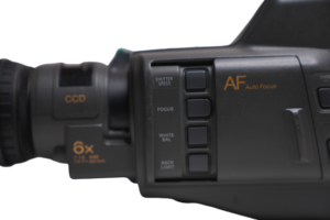 90s Sony Handycam Video8 CCD-F350E - Image 15