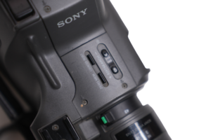 90s Sony Handycam Video8 CCD-F350E - Image 17