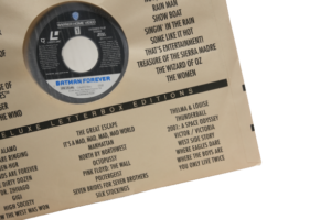 Batman Forever Movie LaserDisc 1994 - Image 3