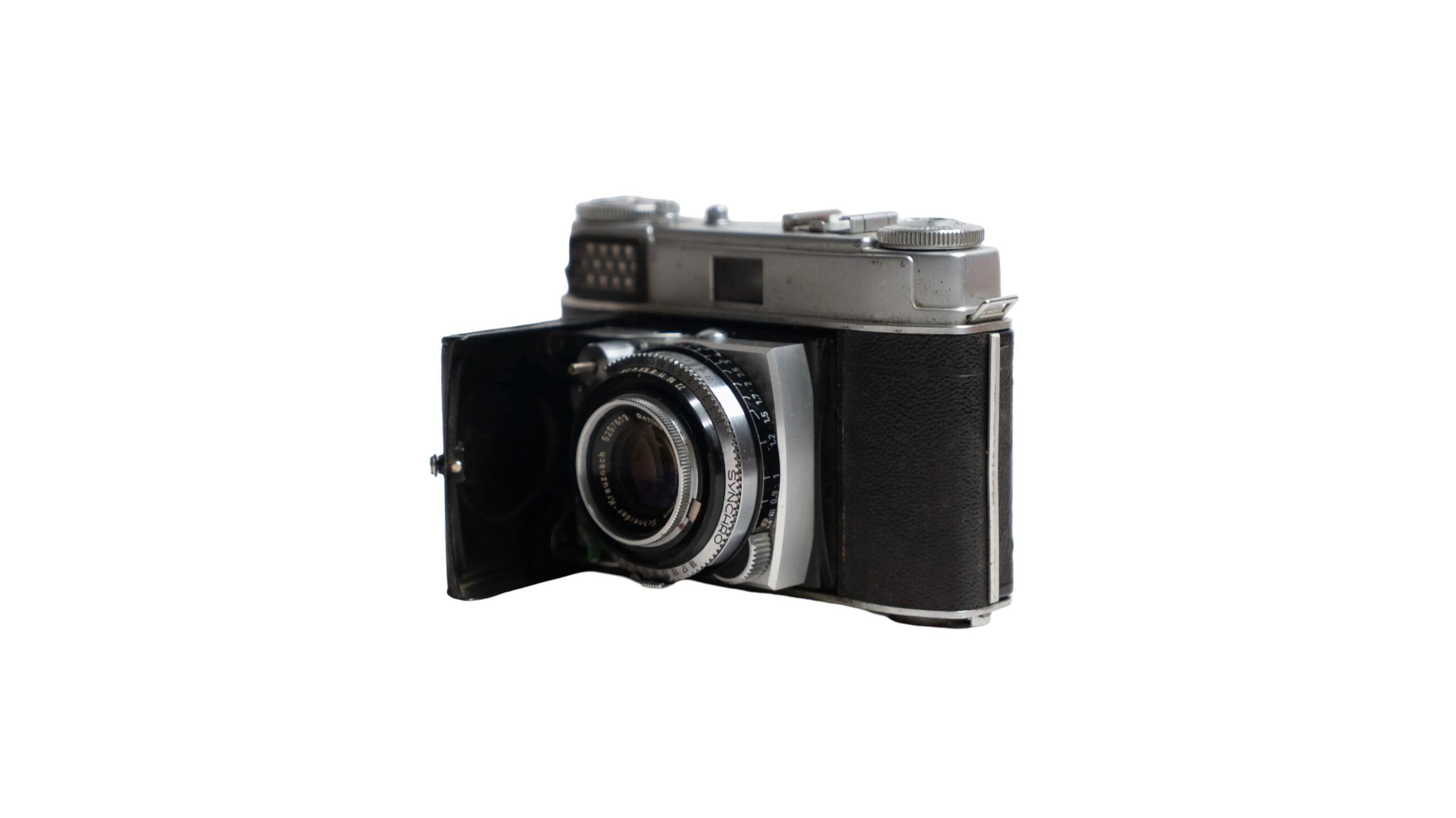 DSC09357 Kodak Retina IIIc Rangefinder Film Camera with Schneider-Kreuznach Xenon 50mm f/2 Lens - Image 1